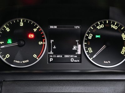 LAND ROVER DISCOVERY - 8