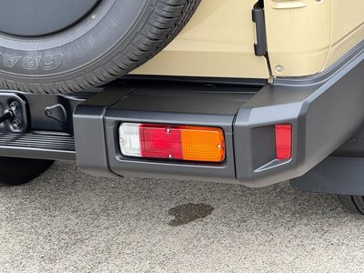 2025 Toyota LAND CRUISER 70 缩略图 38