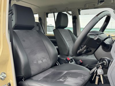 2025 Toyota LAND CRUISER 70 缩略图 48