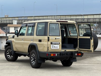 2025 Toyota LAND CRUISER 70 缩略图 32