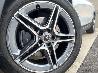 MERCEDES-BENZ GLA - 7