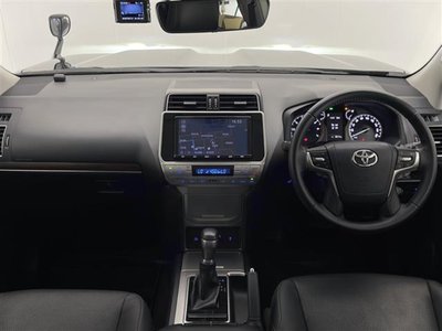 TOYOTA LAND CRUISER PRADO - 3