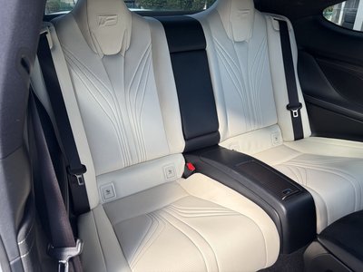 صورة مصغرة 58 لـ 2016 Lexus RC F