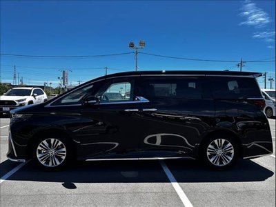 صورة 17 لـ 2023 Toyota ALPHARD