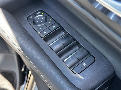 صورة 52 لـ 2023 Toyota ALPHARD