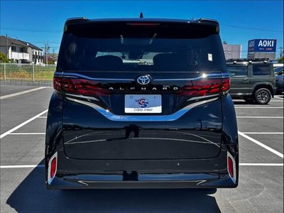 صورة 16 لـ 2023 Toyota ALPHARD