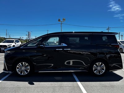 صورة 63 لـ 2023 Toyota ALPHARD