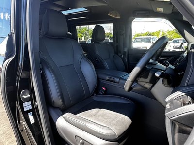 صورة 24 لـ 2023 Toyota ALPHARD