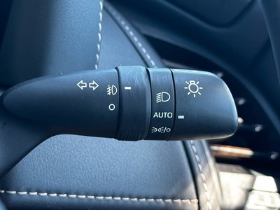 صورة 30 لـ 2023 Toyota ALPHARD