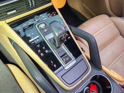 PORSCHE CAYENNE - 9