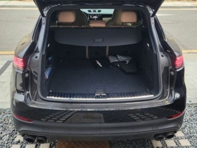 PORSCHE CAYENNE - 7