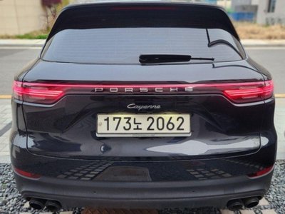 PORSCHE CAYENNE - 5