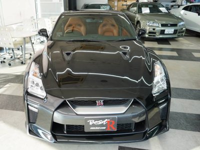 NISSAN GT-R - 9