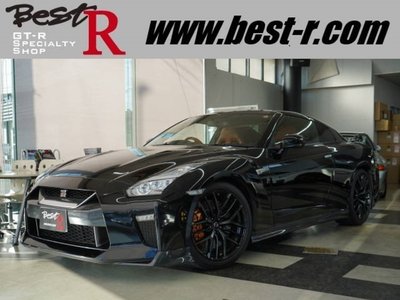 NISSAN GT-R - 1