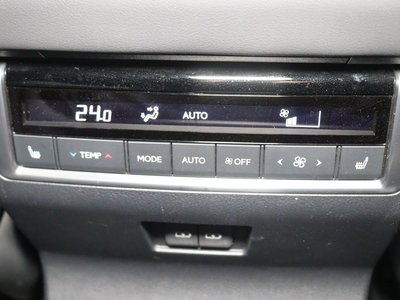 2025 Lexus GX — миниатюра 21