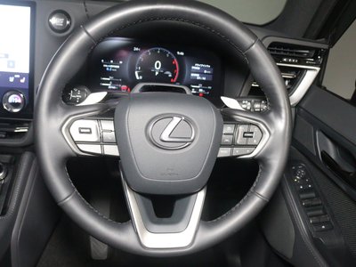 2025 Lexus GX — миниатюра 20