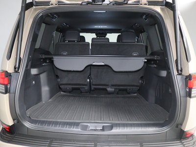 2025 Lexus GX — миниатюра 12