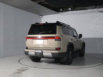 2025 Lexus GX photo 5