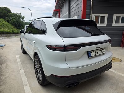 صورة 3 لـ 2022 Porsche CAYENNE