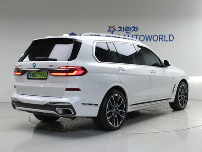 2025 BMW X7 photo 5