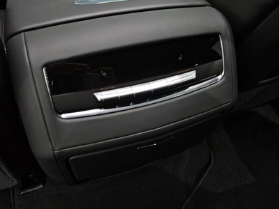 2021 Cadillac ESCALADE 5TH GENERATION — миниатюра 32
