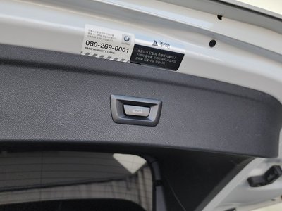 2022 BMW IX — миниатюра 30