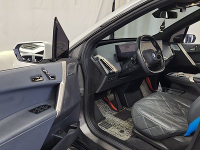 2022 BMW IX — миниатюра 13