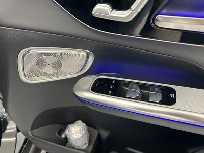 2025 Mercedes-BENZ GLC thumbnail 16