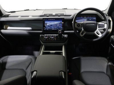 LAND ROVER DEFENDER - 3