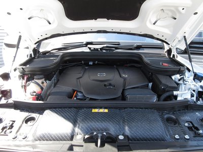 MERCEDES-BENZ GLS - 10