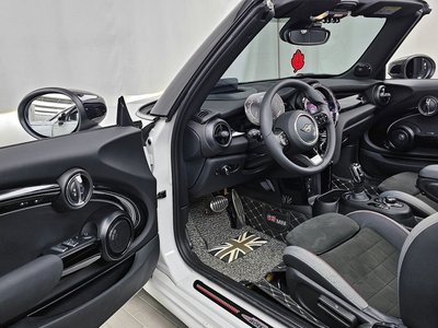 MINI CONVERTIBLE - 10