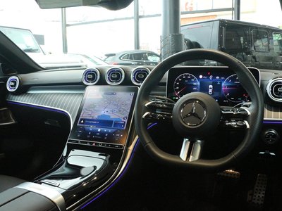 2025 MERCEDES-BENZ C-CLASS photo 2