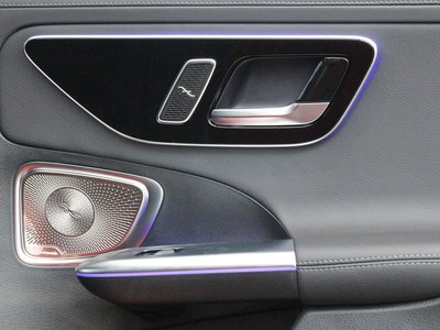 2025 MERCEDES-BENZ C-CLASS thumbnail 13