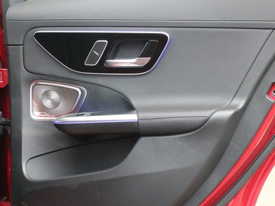 2025 MERCEDES-BENZ C-CLASS thumbnail 12