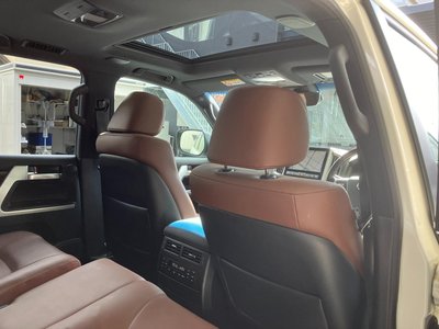 2015 Toyota LAND CRUISER 200 缩略图 34