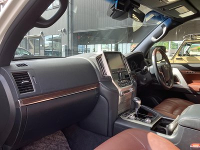 2015 Toyota LAND CRUISER 200 缩略图 35