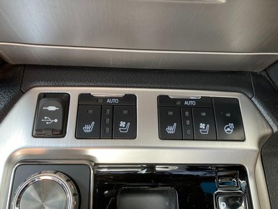 2015 Toyota LAND CRUISER 200 缩略图 18