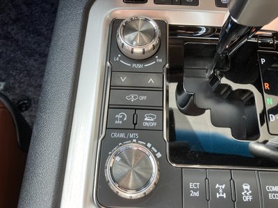 2015 Toyota LAND CRUISER 200 缩略图 47