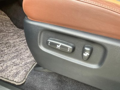 2015 Toyota LAND CRUISER 200 缩略图 27