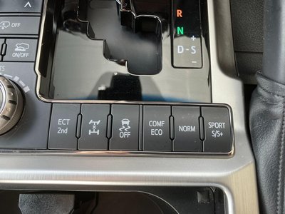 2015 Toyota LAND CRUISER 200 缩略图 48