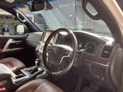 2015 Toyota LAND CRUISER 200 缩略图 33