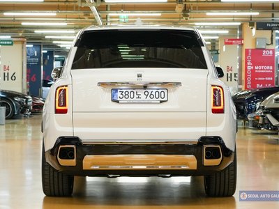ROLLS-ROYCE CULLINAN - 3