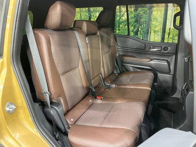 TOYOTA LAND CRUISER 250 - 9