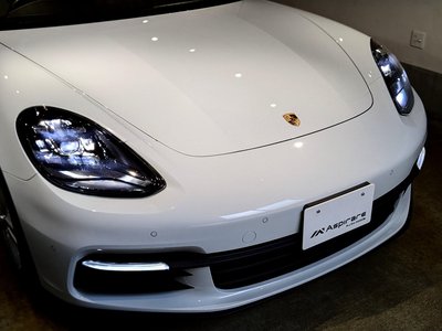 صورة 7 لـ 2017 Porsche PANAMERA