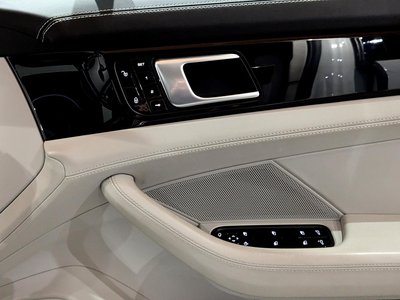 صورة مصغرة 31 لـ 2017 Porsche PANAMERA