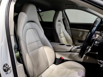 صورة 3 لـ 2017 Porsche PANAMERA