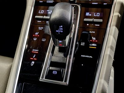 صورة مصغرة 28 لـ 2017 Porsche PANAMERA