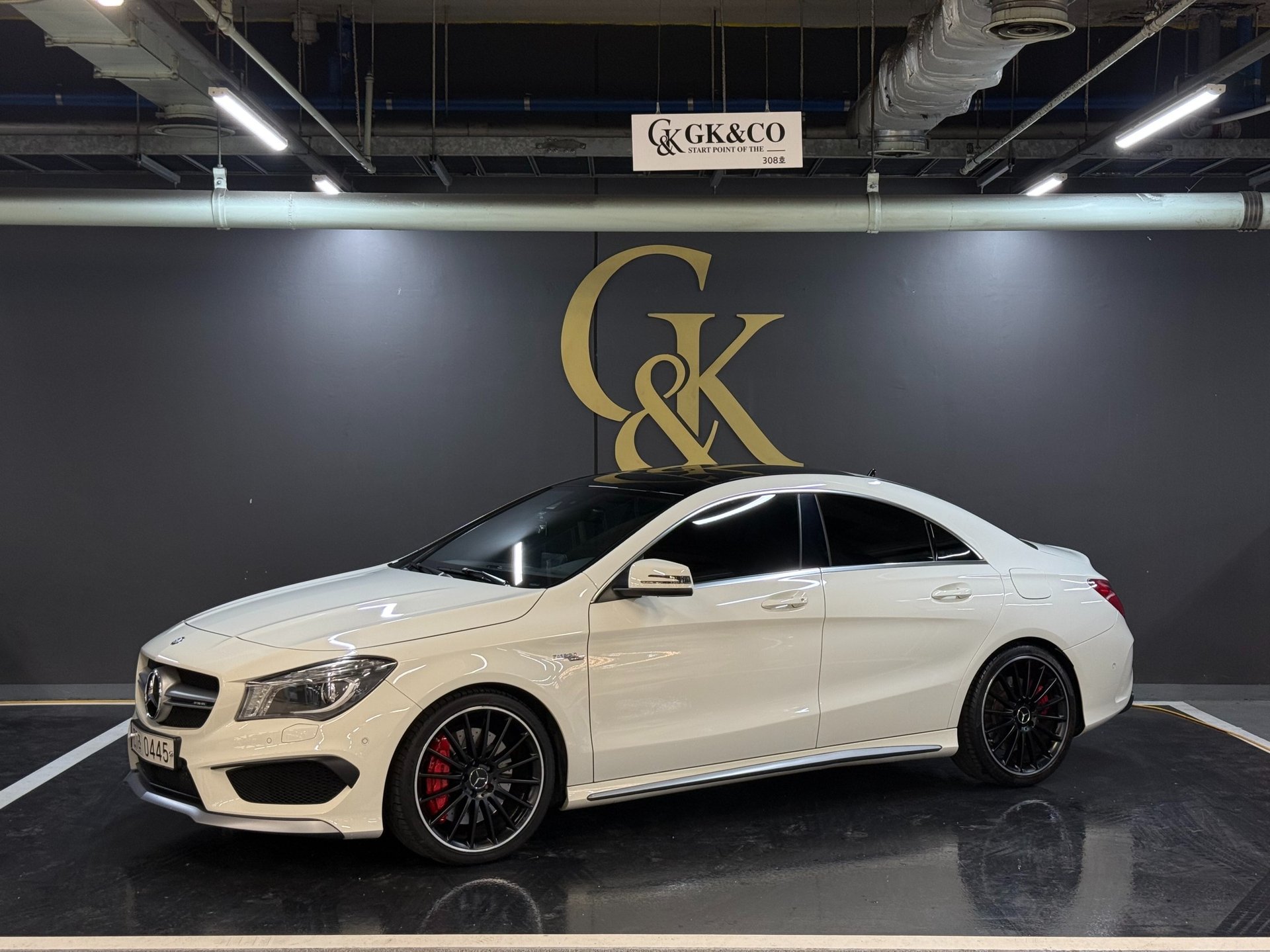 MERCEDES-BENZ CLA - View 1