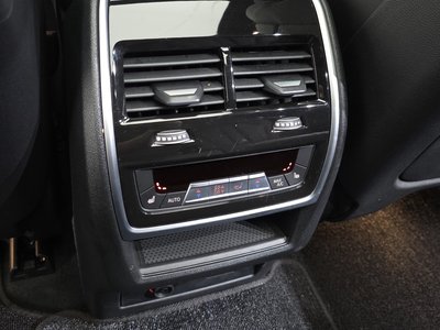 صورة مصغرة 18 لـ 2023 BMW X7