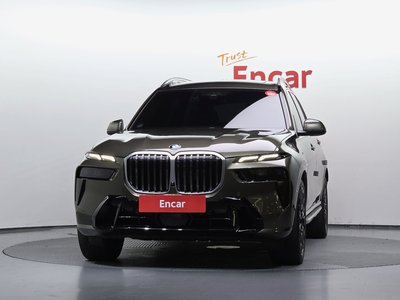 صورة 2 لـ 2023 BMW X7